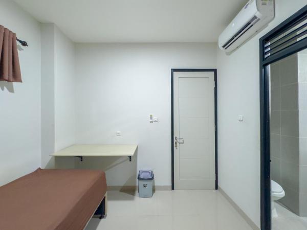 Beranda Istirahat Meruya : photo 4 de la chambre chambre simple