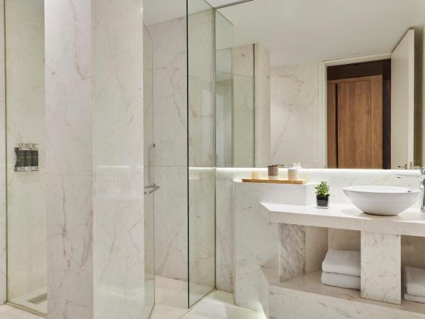 Hyatt Centric Gran Via Madrid : photo 5 de la chambre suite familiale