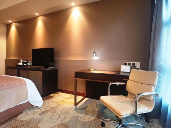 Jin Jiang Pine City Hotel : photo 4 de la chambre chambre lits jumeaux supérieure