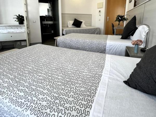 Hostal San Lorenzo : photo 4 de la chambre chambre triple