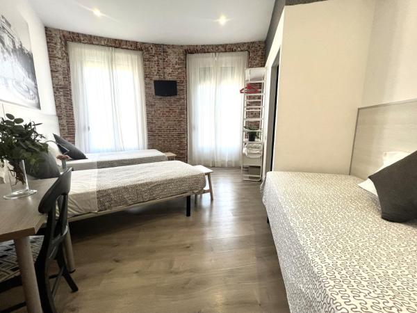Hostal San Lorenzo : photo 7 de la chambre chambre triple