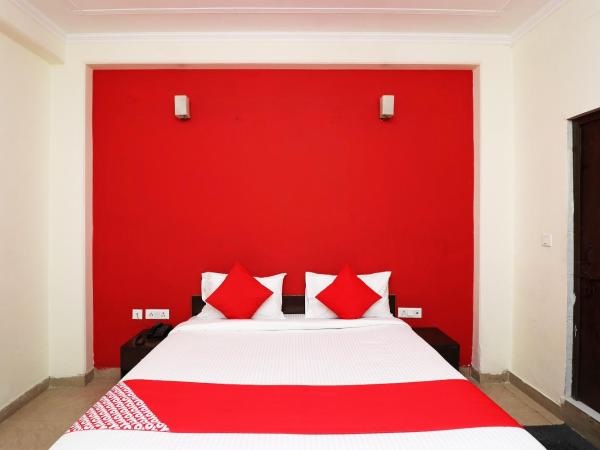 Hotel Grand Casa Near Aravali Biodiversity Park : photo 7 de la chambre chambre triple classique