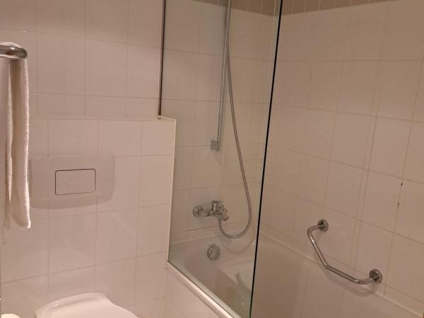 Ramada by Wyndham Hannover Messe : photo 1 de la chambre suite studio queen - non-fumeurs