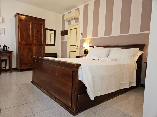 Hotel Rosalba Perugia : photo 2 de la chambre grande chambre double