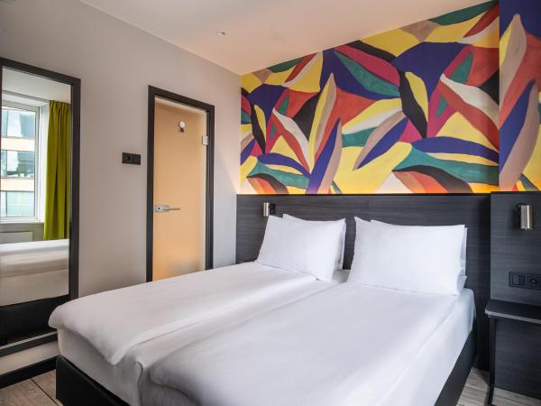 Thon Hotel Rotterdam City Centre : photo 3 de la chambre chambre double classique