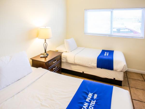 Ocean Park Hotel : photo 6 de la chambre chambre lits jumeaux avec salle de bains commune