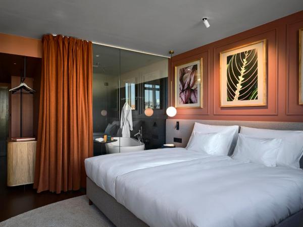 Verno House Budapest, Vignette Collection, an IHG Hotel : photo 1 de la chambre chambre lit king-size deluxe - vue sur ville