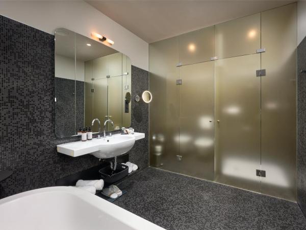 Verno House Budapest, Vignette Collection, an IHG Hotel : photo 10 de la chambre chambre king premium avec vue sur ville