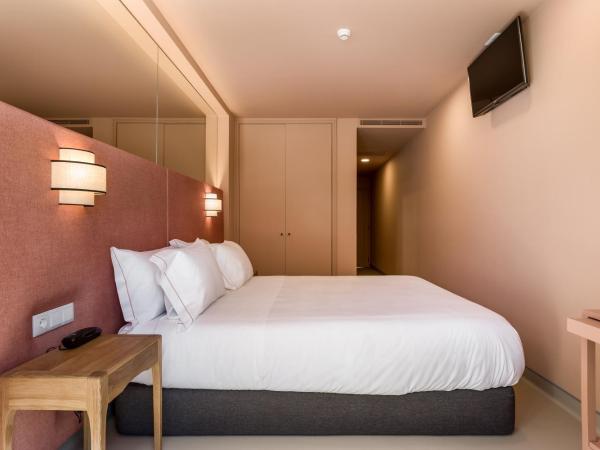 Hotel Margarida Da Praça : photo 5 de la chambre chambre double – vue sur ville