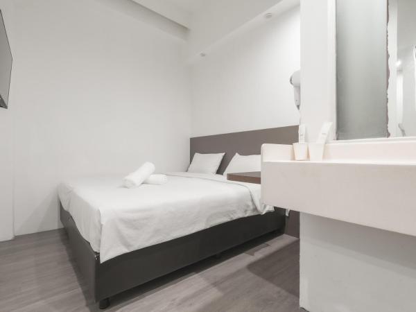 Lion Peak Hotel Dickson : photo 6 de la chambre superior double, no window