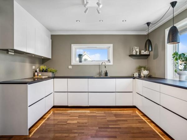 Arctic Homes - ALL APARTMENTS : photo 8 de la chambre arctic homes – bjørnøygata 15