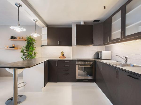 Arctic Homes - ALL APARTMENTS : photo 9 de la chambre arctic homes – storgata 89