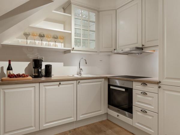 Arctic Homes - ALL APARTMENTS : photo 8 de la chambre arctic homes – storgata 93