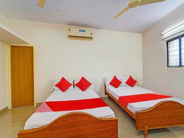 Hotel O KGT Guest House : photo 7 de la chambre chambre triple classique