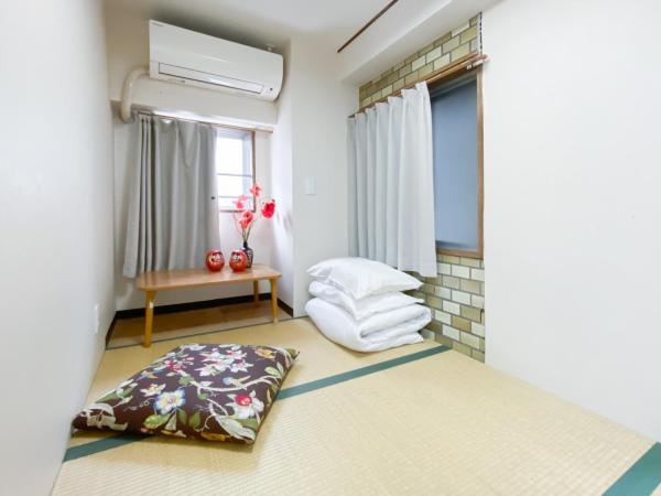 浅草の花 : photo 3 de la chambre chambre double ou lits jumeaux avec salle de bains