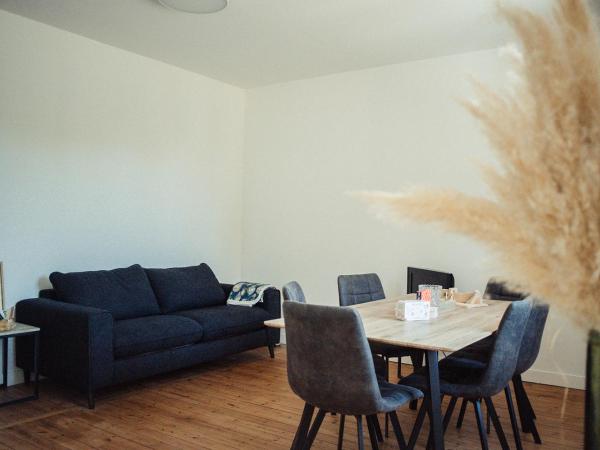 Les Logis du Port - Port Canal - Montauban : photo 3 de la chambre appartement avec douche