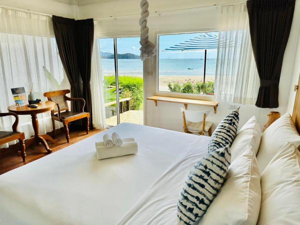 Twin Bay Resort Koh Lanta : photo 6 de la chambre bungalow de luxe - côté plage