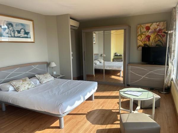 Hôtel La Flore : photo 6 de la chambre chambre double prestige avec vue sur mer