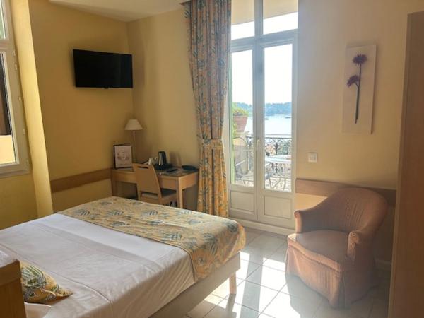 Hôtel La Flore : photo 8 de la chambre chambre double avec terrasse - vue sur mer
