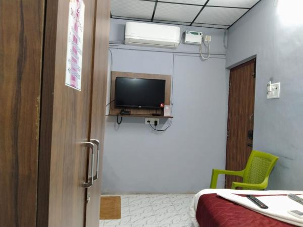 Skyry Hotel Iyyapanthangal : photo 1 de la chambre chambre simple standard