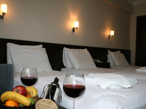 Diana Hotel : photo 1 de la chambre chambre triple