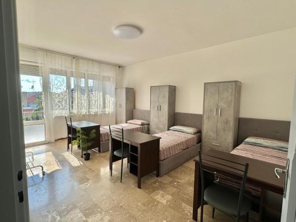 Ostello Piovese : photo 1 de la chambre lit dans dortoir mixte de 8 lits