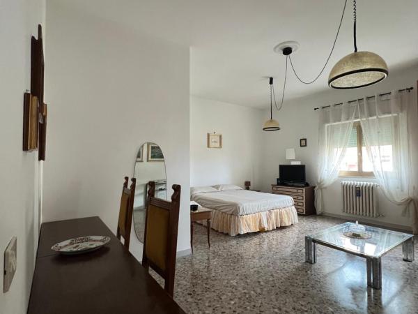 Terzopiano : photo 4 de la chambre chambre double avec salle de bains commune