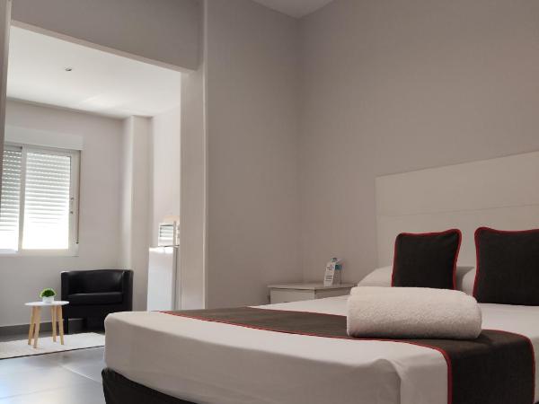 Hostal Jireh : photo 5 de la chambre grande chambre double