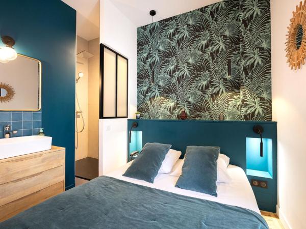 Hotel de La Paix : photo 4 de la chambre chambre double ou lits jumeaux supérieure