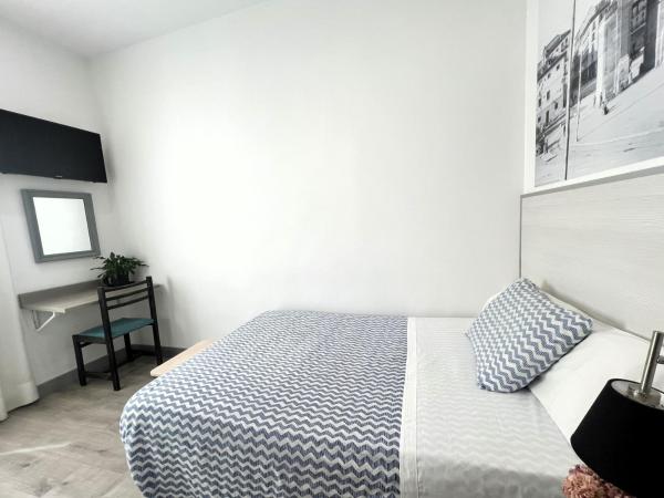 Hostal San Lorenzo : photo 8 de la chambre chambre simple