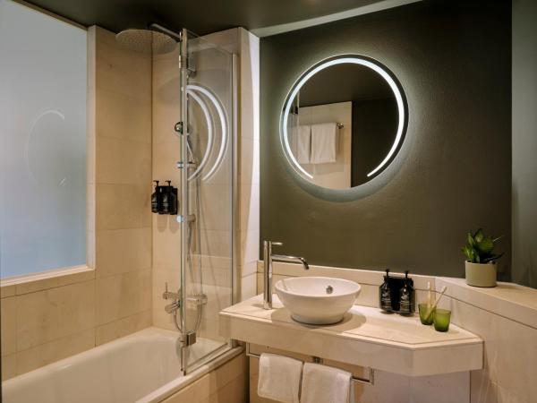 Max Brown Hotel 5th District, part of Sircle Collection - formerly Pentahotel Vienna : photo 4 de la chambre medium room