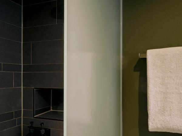 Max Brown Hotel 5th District, part of Sircle Collection - formerly Pentahotel Vienna : photo 3 de la chambre chambre cosy