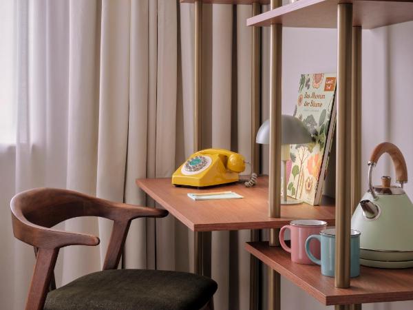 Max Brown Hotel 5th District, part of Sircle Collection - formerly Pentahotel Vienna : photo 5 de la chambre chambre cosy