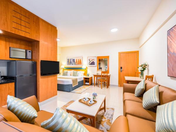 Golden Sands Hotel Apartments : photo 1 de la chambre studio premier - golden sands 3
