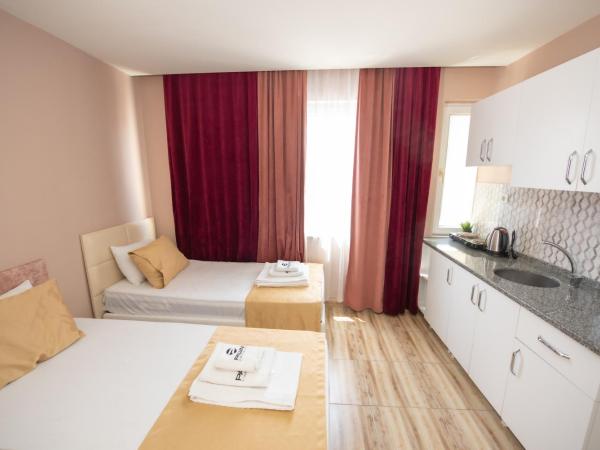 Nalvan Apart : photo 7 de la chambre chambre quadruple Économique