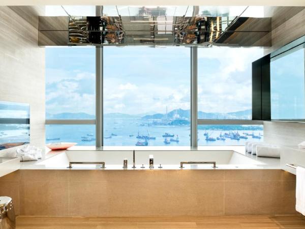 W Hong Kong : photo 1 de la chambre extreme wow king suite with whirlpool and skyline view