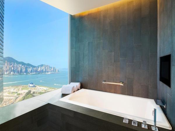 W Hong Kong : photo 1 de la chambre chambre d'angle lit king-size cool - vue partielle sur port