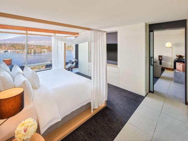 Fairmont Pacific Rim : photo 2 de la chambre suite lit king-size signature port - vue sur port