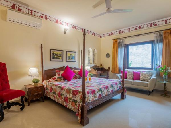 Dera Rawatsar - Heritage Hotel : photo 1 de la chambre chambre double deluxe - navette aéroport gratuite