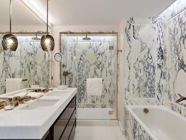 Carlton Cannes, a Regent Hotel : photo 3 de la chambre résidence 1 chambre - vue sur jardin