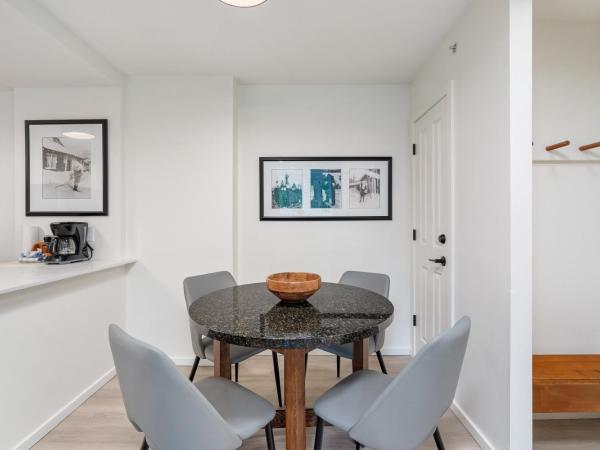 Cascade Lodge : photo 7 de la chambre appartement avec vue sur la montagne