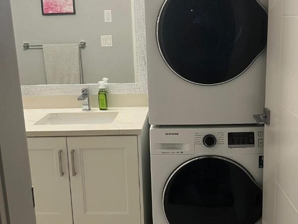 Modern West Coast Contemporary Suite : photo 1 de la chambre suite lit queen-size deluxe