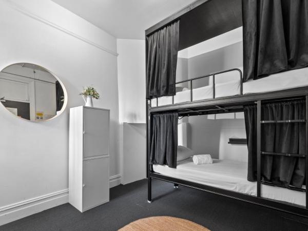 Sydney Pod Hotel - Potts Point : photo 1 de la chambre mixed pod twin room