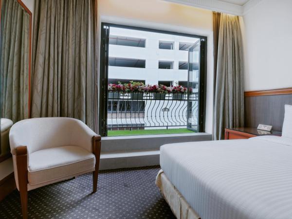 The Jesselton Hotel : photo 3 de la chambre superior queen with balcony