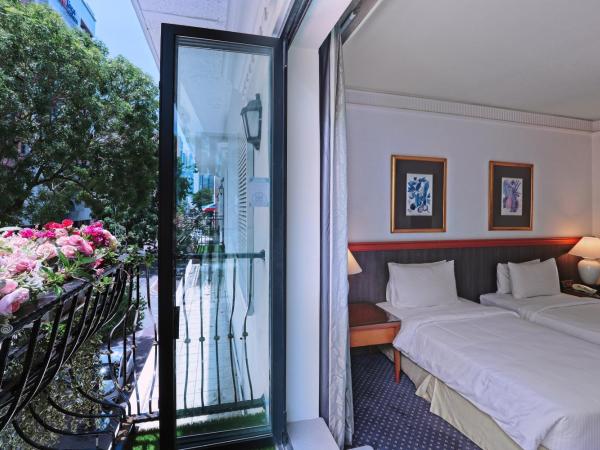 The Jesselton Hotel : photo 3 de la chambre deluxe twin with balcony
