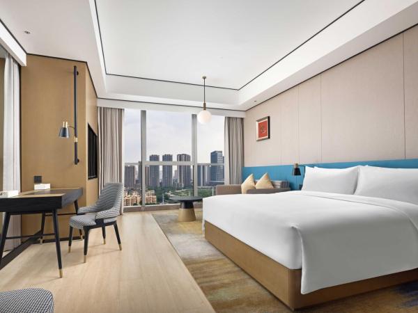 Hilton Garden Inn Chengdu Chenghua : photo 2 de la chambre chambre lit king-size premium