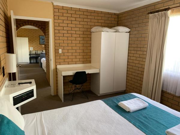 Aspley Pioneer Motel : photo 1 de la chambre chambre familiale