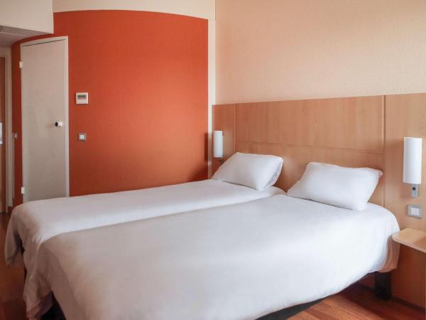 ibis Beauvais Aéroport : photo 5 de la chambre chambre lits jumeaux standard