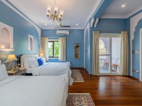 Dera Rawatsar - Heritage Hotel : photo 2 de la chambre superior double room with full day use of private car with chauffeur.