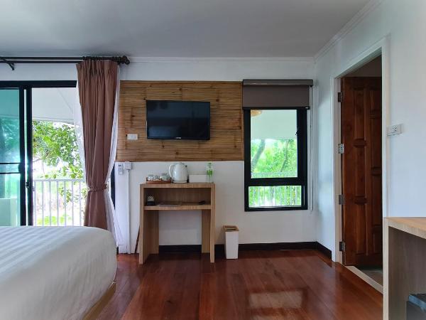 Moonlight Bay Resort : photo 3 de la chambre bungalow - vue sur jardin